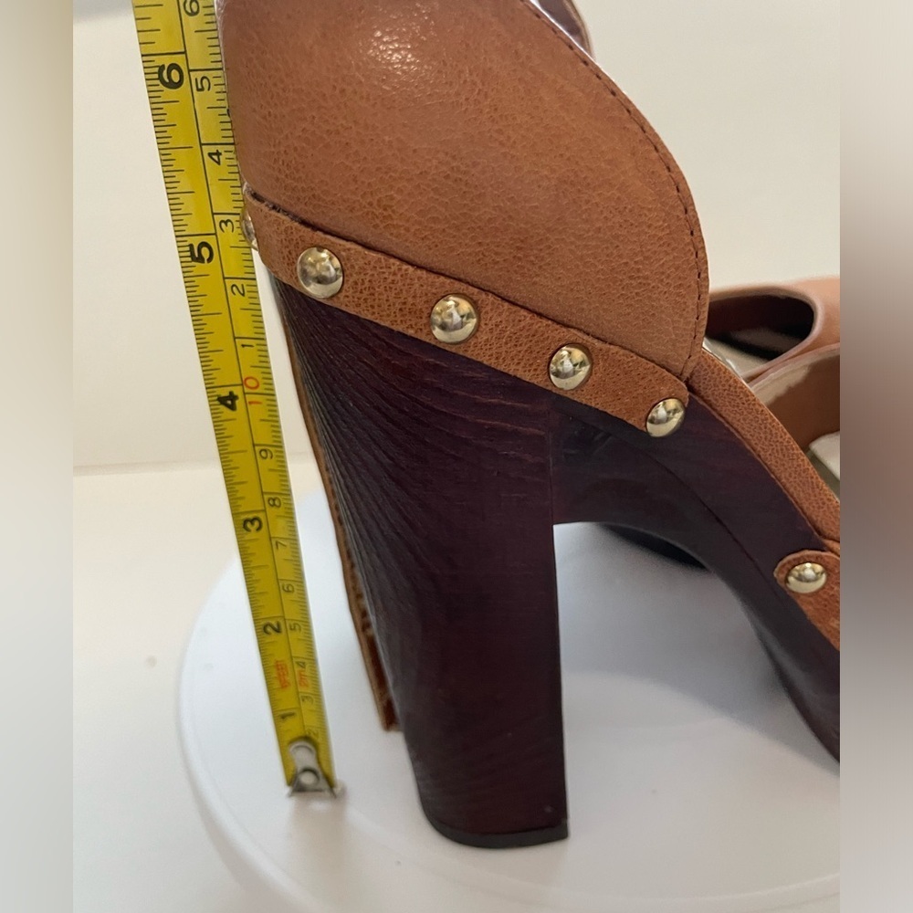 Gianni Bini Blanca Studded Platform Heels - Picture 12 of 13